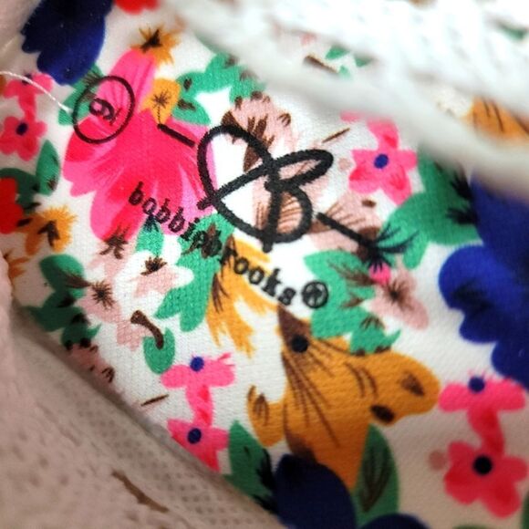 Bobbie Brooks Crochet Canvas Sandal Flats - Picture 6 of 9